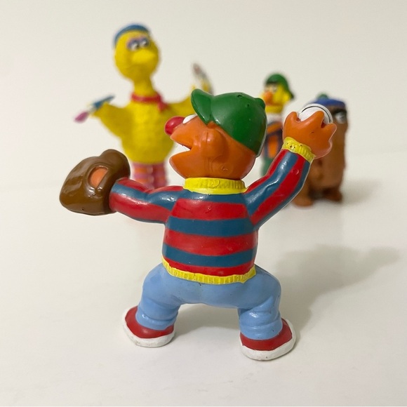 Vtg Sesame Street Muppets Figures Big Bird Bert Ernie Snuffleupagus Toys - Picture 3 of 13